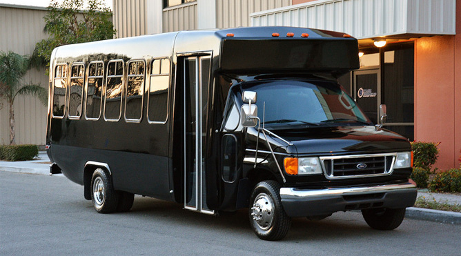 Petaluma 20 Passenger Party Bus