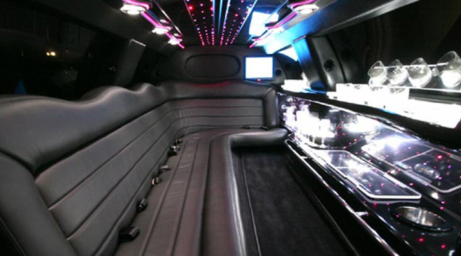 Lincoln Stretch Limo Petaluma